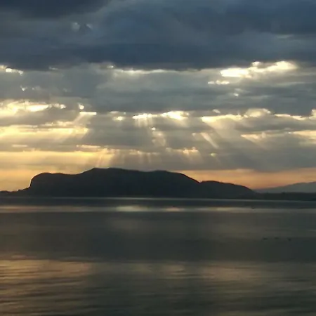 Stanza Luminosa Sul Mare Alloggio in famiglia *
